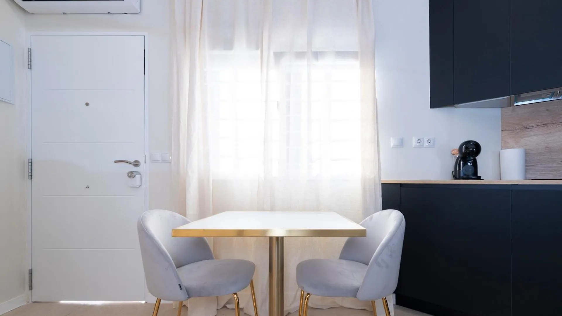 Malaga Boutique V.V Luxury Jacuzzy Apartment 0*,  Spain
