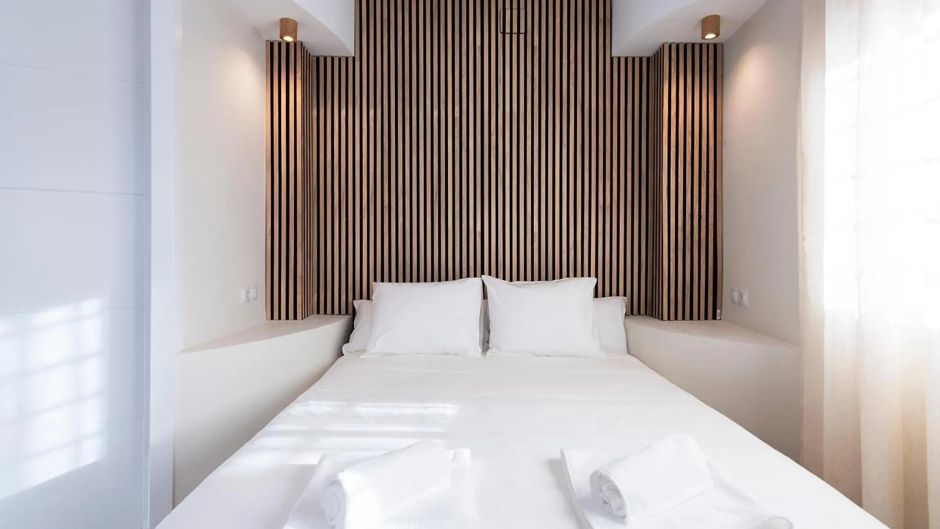 Malaga Boutique V.V Luxury Jacuzzy Apartment