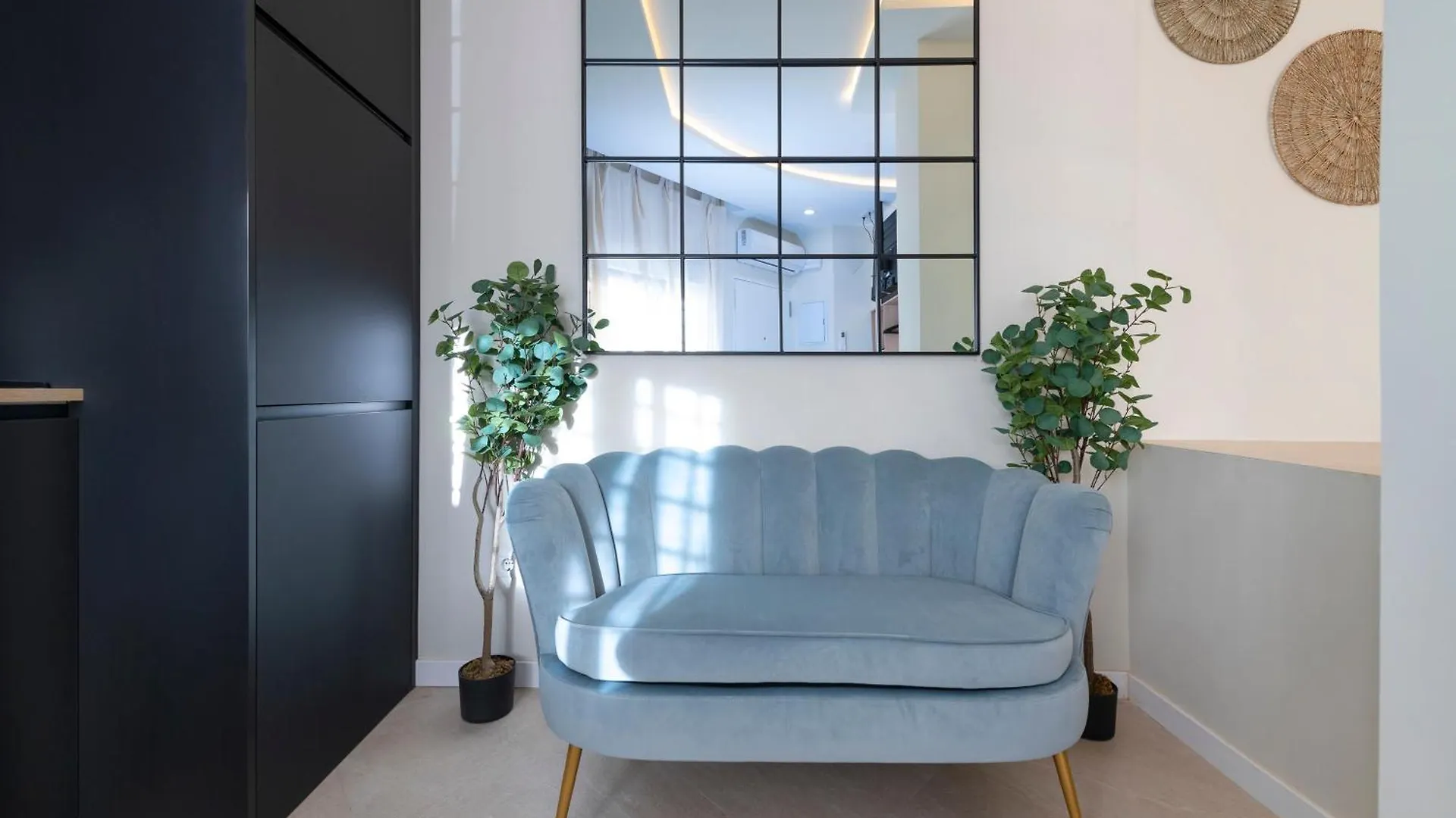 Malaga Boutique V.V Luxury Jacuzzy Apartment